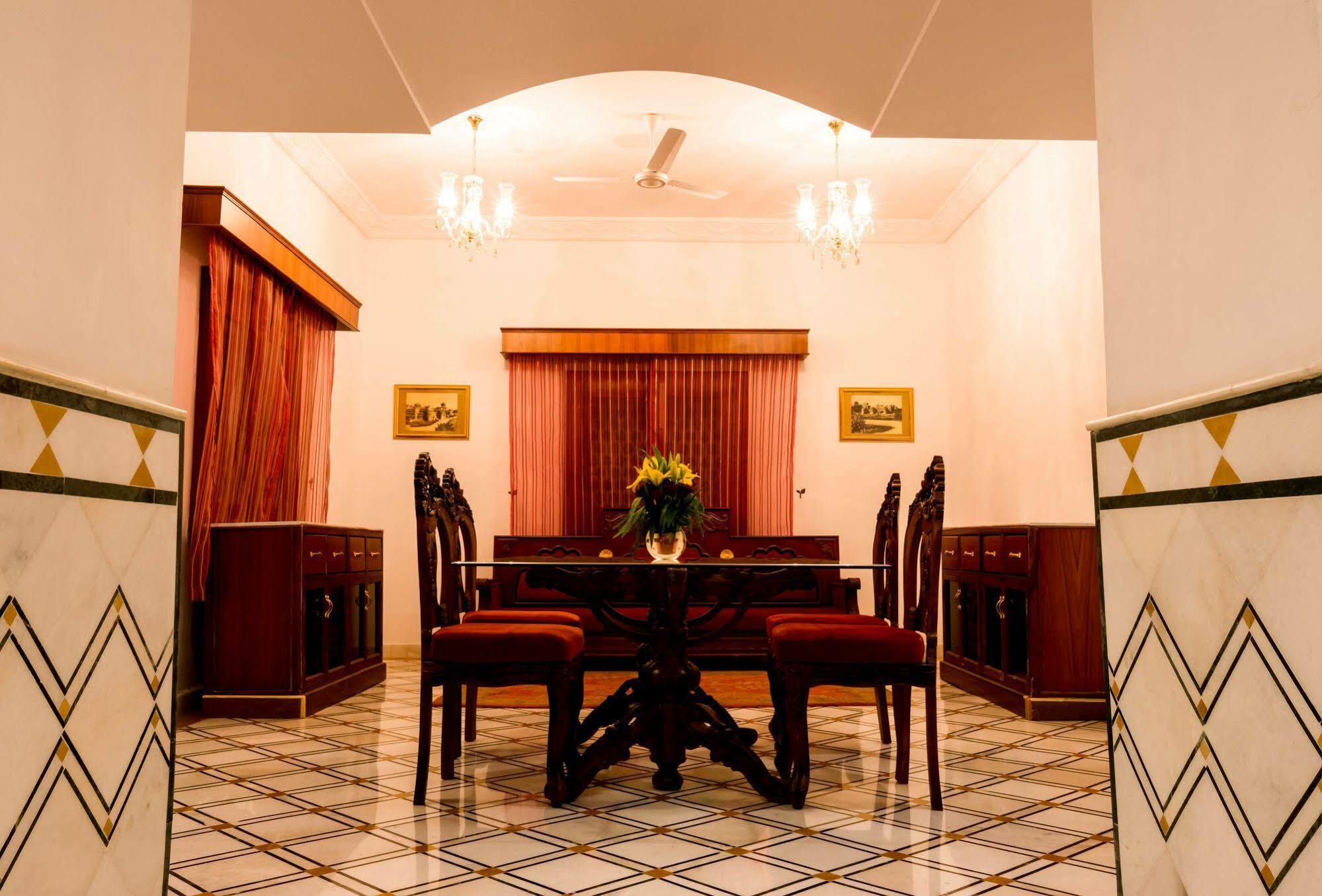 Pratap Mahal Pushkar Ihcl Seleqtion Hotel Kültér fotó